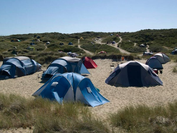 Campieren in den Dünen oder DünenCamping auf Sylt ist Kult Das