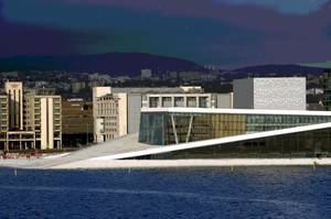 Die Oper ist in Oslo am Wasser. © Visit Oslo, Foto: Nancy Bundt
