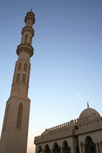 Moschee in Hurghada am Roten Meer. © 2012, Münzenberg Medien, Foto: Stefan Pribnow