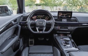 Das Cockpit des Audi Q5 im November 2011. © Audi AG