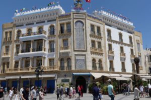 Hausfassade am Eingang zur Medina von Tunis. © 2017, Foto/BU: Dr. Bernd Kregel