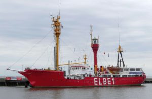 Elbe 1 an der „Alten Liebe“ in Cuxhaven. © 2017, Foto/BU: Dr. Bernd Kregel