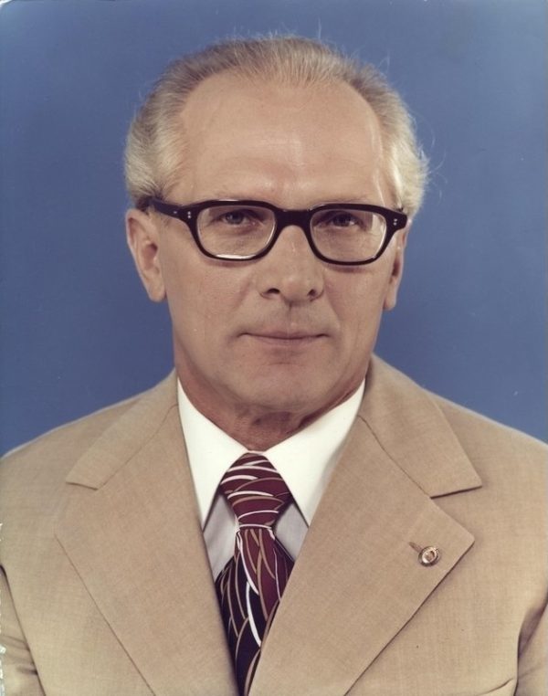 Vor 36 Jahren stürzte das Politbüro der SED seinen Generalsekretär Erich Honecker – In der Partei begann eine regelrechte Selbstzerfleischung