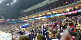 Ebbe im ersten, Tore-Flut im zweiten und wieder Ebbe im dritten Drittel – Direktberichterstattung von der DEL-Begegnung zwischen Berlin und Bremerhaven