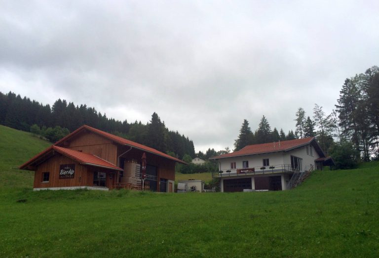 Das Brauereidorf Rettenberg oder Die höchste Brauerei der Berliner Republik