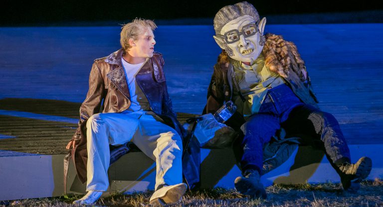 Philosophiererei ohne Ende – „Peer Gynt“ in Netzeband – Der Theathersommer Netzeband versucht sich nach Goethe und Shakespeare an einem Nationalepos