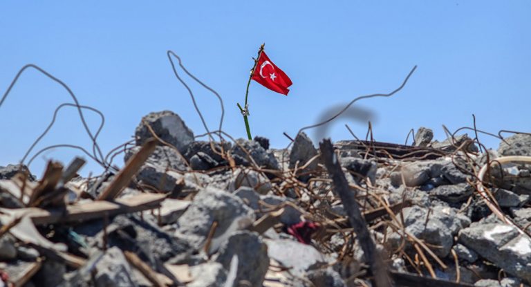 Türkei rückt mit islamistischen Milizen in Syrien vor – Der Krieg der Türken gegen die Kurden geht weiter