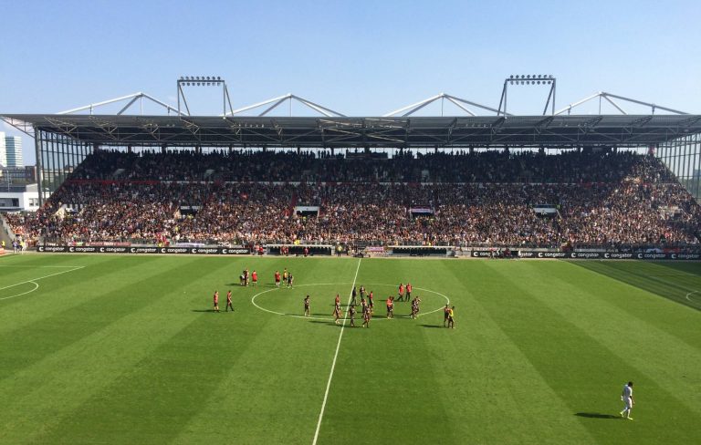 „Das Herz von St. Pauli“ schlägt auf dem Heiligengeistfeld und es schlägt zu – Der FC St. Pauli besiegt Arminia Bielefeld mit 2:1 (1:0)