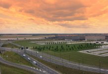 Cyberwar im Cyberspace – Cyberangriff sorgt für längere Wartezeiten, Abfertigungen und Verspätungen an Flughäfen und sogar Flugausfälle