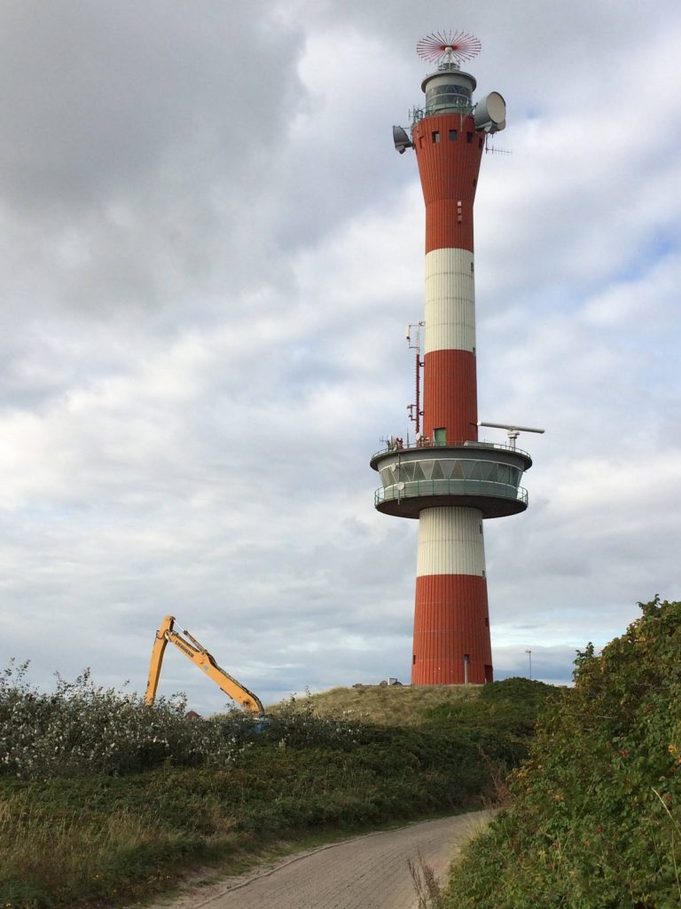 Die Leuchttürme leuchten, ihr Abglanz fällt auf den Regierenden Bürgermeister von Berlin – Pressekonferenz in der Berliner Philharmonie zur Vorstellung des künftigen Chefdirigenten Kirill Petrenko und der Intendantin Andrea Zietzschmann