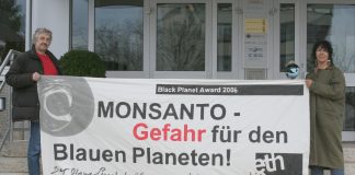 Monsanto vor Gericht – Vor dem Monsanto-Tribunal in Den Haag