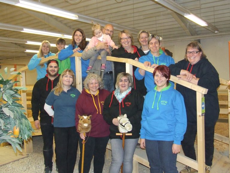 Über das „Wohlergehen der Pferde“ – „Horse Team Work“ im WELTEXPRESS-Exklusivinterview