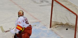 700 Spiele für die Eisbären oder Ein bisschen Baximania und fünf Tore – Direktberichterstattung von der Eishockey-Begegnung zwischen den Berliner Eisbären und der Düsseldorfer EG