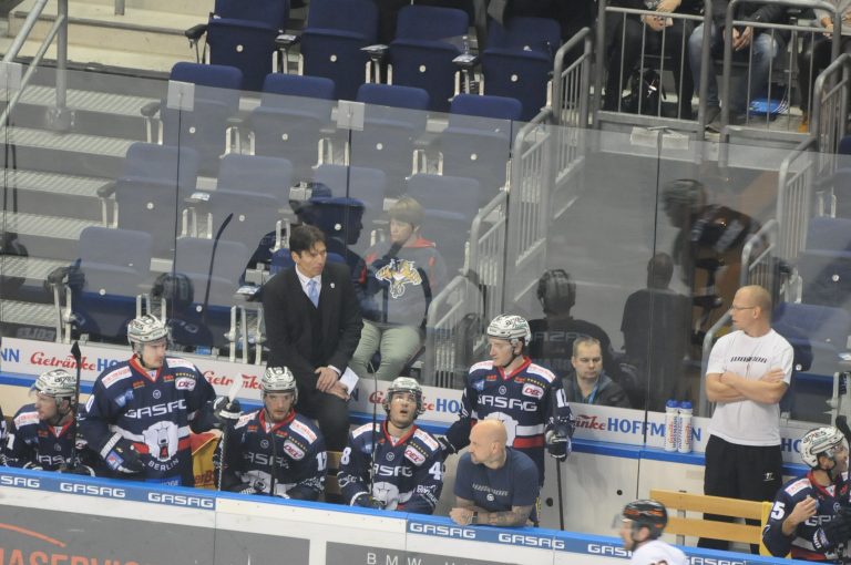 Eishockey: Berliner Eisbären treffen im Halbfinale der DEL auf Ice Tigers aus Nürnberg