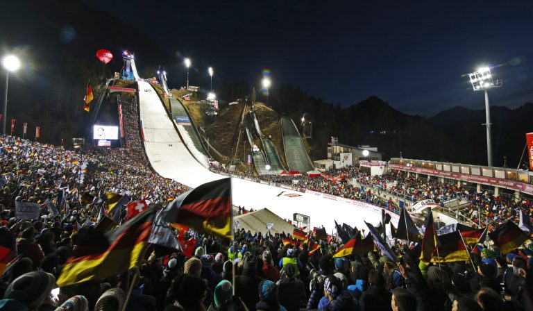 Vor der Vierschanzentournee der Skispringer – Dem 17-jährigen Domen Prevz wird alles zugetraut