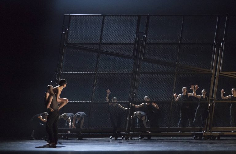 Terror, Abu Ghuraib und Guantanamo – „Herrumbre“ oder Ein Appell an die Menschlichkeit im Staatsballett Berlin