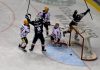 Beim 4:1-Heimsieg über Liga-Neuling Bremerhaven fallen die ersten Tore der frischen Eisbären Aubry und Linglet