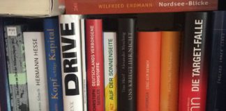 „Gstaad in der warmen Jahreszeit“ und eine klingelnde „Gstaad-come-up-slow-down“-Kuh im kalten Berlin