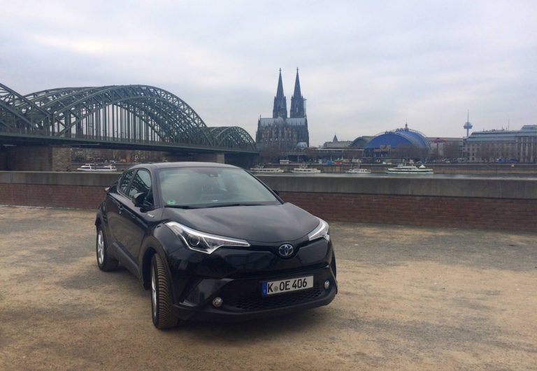 Der neuer Coupé High Rider oder Außen hui und innen auch: Der Toyota C-HR