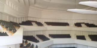 Gute Freunde, strenge Rechnung – Der Dresdner Kulturpalast ist wiederhergestellt. Um welchen Preis?