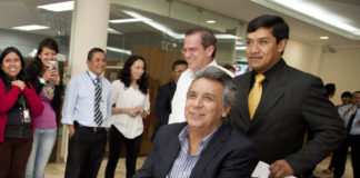 Lenín Moreno liegt bei Stichwahl in Ecuador vor Guillermo Lasso