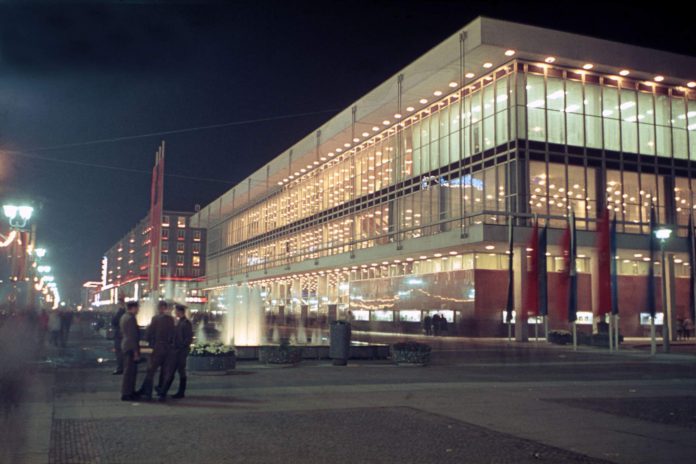 Kulturpalast Dresden, 1988.