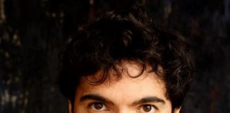 Ein moderner Troubadour – „Mathias Vidal ist der außergewöhnlichste Sänger, dem ich nach 87 Produktionen begegnet bin. Ein Traum!“ Mathias Vidal