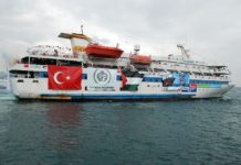 Aktivisten der Solidarität mit dem Gazastaat bilden neue Flotte Die Mavi Marmara 2010 auf dem Weg nach Gaza.