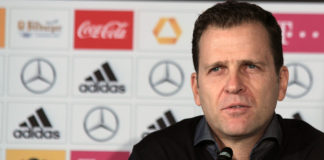 Deutscher Fußball-Bund: 28 Jahre nach dem Mauerfall verläuft die Fußball-Mauer entlang der alten Grenze zwischen Ost und West Oliver Bierhoff