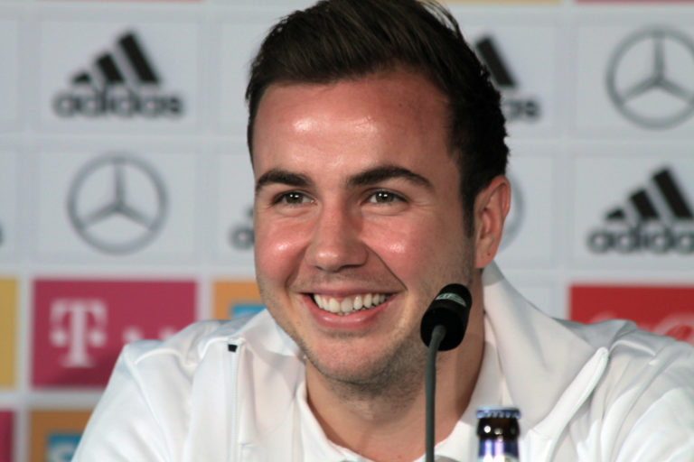 Mario Götze ist wieder da – Rechtzeitig vor dem England-Spiel spürt der Dortmunder Vorfreude und kann wieder lachen