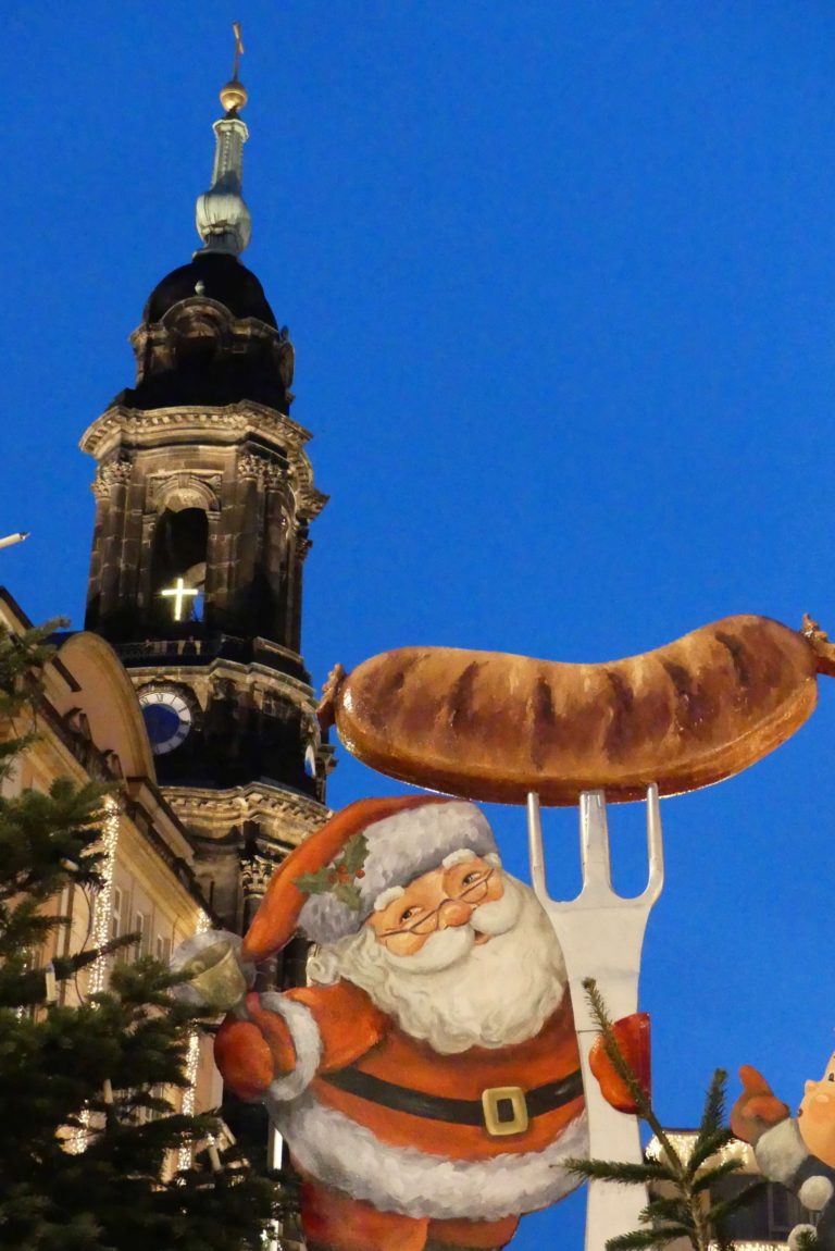 Weihnachtliches Dresden in Sachsen.