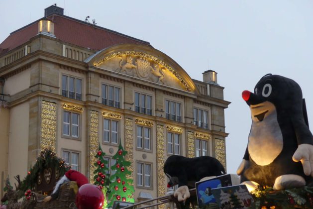 Weihnachtliches Dresden in Sachsen.