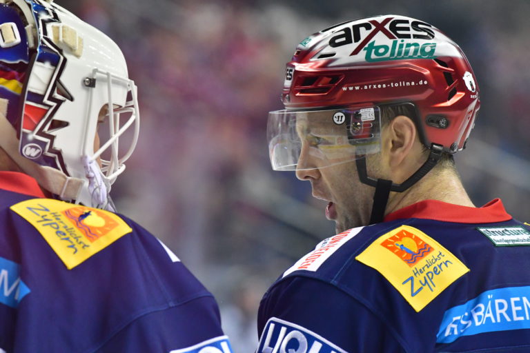 Ice Tigers und Eisbären spielten am 19. Dezember 2017 in Berlin.