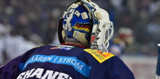Der Finne Petri Vehanen hielt hui, der Schwede Gustaf Wesslau pfui – Die Torhüter machten den Unterschied beim Sieg der Berliner Eisbären gegen Kölner Haie Ice Tigers und Eisbären spielten am 19. Dezember 2017 in Berlin.