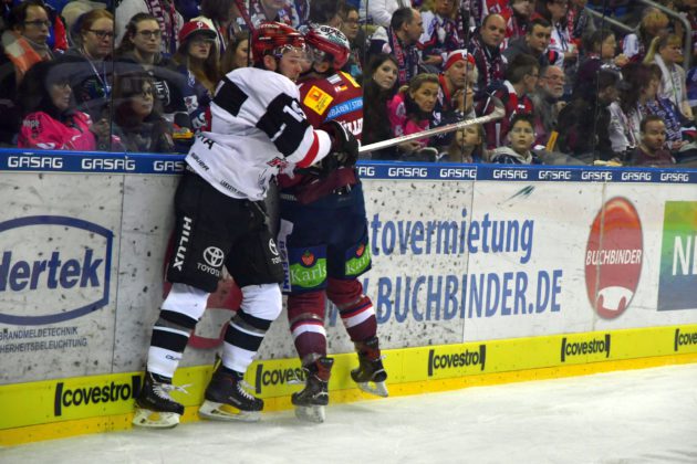 Eisbären Berlin versus Kölner Haie am 15. Dezember 2017 in Berlin.
