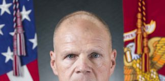 US-Kommandant Robert Neller zur Truppe bei Trondheim: „Es wird Krieg geben“ Robert Neller