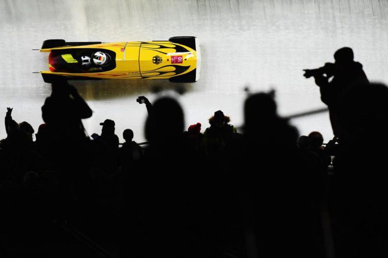 BRD-Bod in der Bahn.