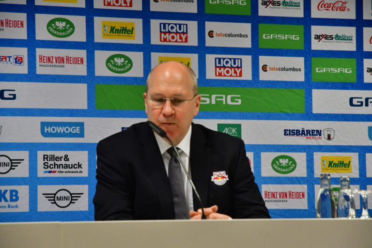 Meistertrainer Don Jackson vom EHC Red Bull München.