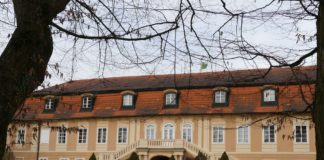 Aristokratische Erbstücke – Böhmische Schlösser rund um Prag Böhmen.