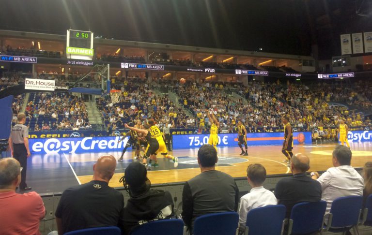 Berliner Auftakt zum Halbfinale in der Basketball-Bundesliga – Albatrosse besiegen Riesen aus Ludwigsburg