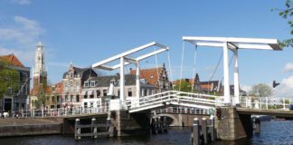 Fotoreportage: Die Spaarnestadt Haarlem in Holland Haarlem in Holland.