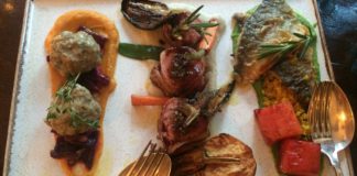 Ein Halbmond-Abendessen im Berliner Restaurant Neumond – Drei gute Gänge und ein Wein bei Tim und Vitali Speisen im Berliner Restaurant Neumond.