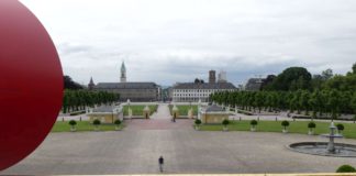 Fotoreportage: Karlsruhe, Stadt im Fächerformat Karlsruhe.