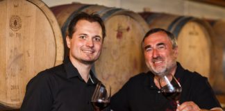 „Schenk ein den Wein“ vom Weingut Schindler – Lehmgrube Blaufränkisch, Cuvée D‘Or, Zweigelt Selection und L’esprit Ferry Ferry und Franz Schindler.