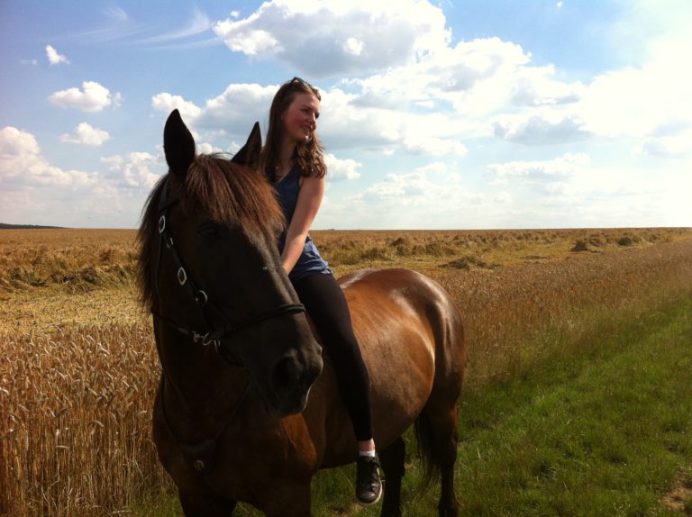 Menschen für Tierrechte oder „Pferde als Sportgeräte“ – Christina Ledermann im Weltexpress-Exklusivinterview