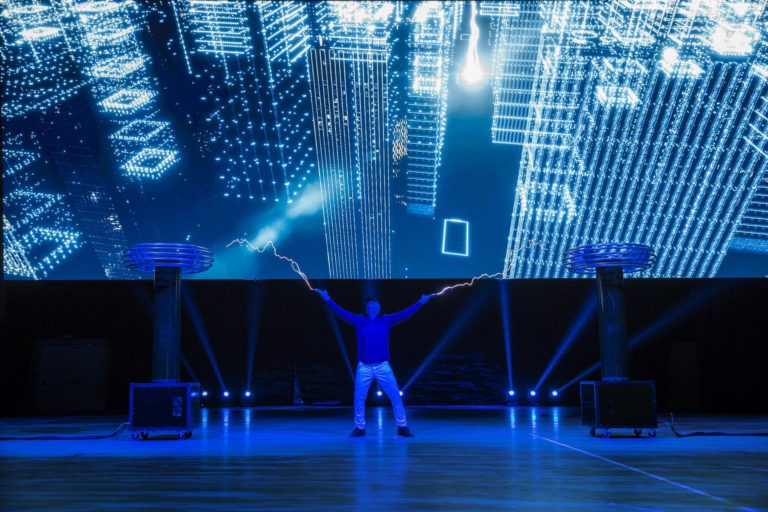 In Mainz am Rhein unter Strom oder Ey, Alter, ein E-Citaro und ganz neu