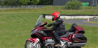 So geht geil! – Die Gold Wing GL1800 im Modelljahr 2018 – Das Flaggschiff von Honda im Touring-Segment ist leichter und luxuriöser Eine Gold Wing von Honda am 17. Mai 2018 am Erlensee.