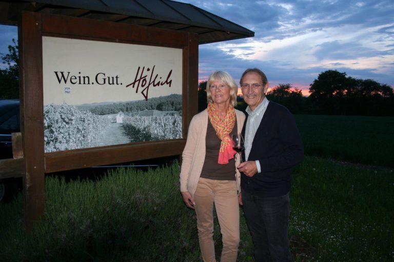Weingut und Distillerie Höflich in Großostheim.