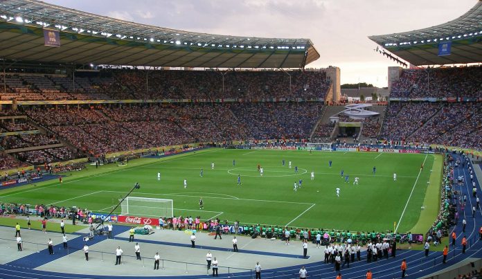 Das Berliner Olympiastadion beim WM-Finale 2006.
