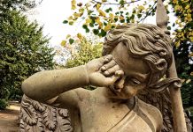 Kommentar: Wie lange will Moskau den auf einem Auge Blinden noch spielen? – Faschisten und Fabriken stehen nicht nur in Banderastan
